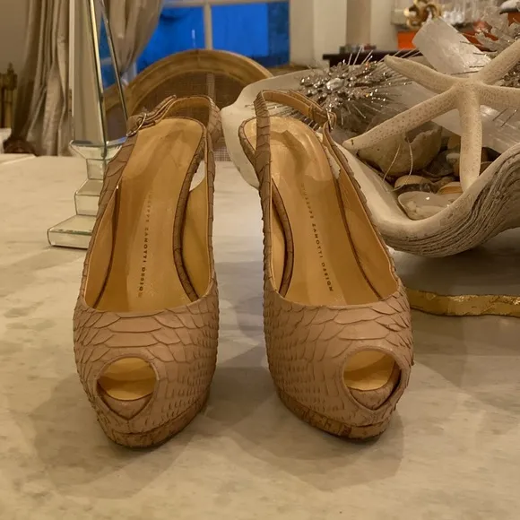 Giuseppe Zanotti Embossed Slingback Sandals.