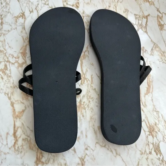GLOBAL GIRLS BLACK LEATHER THONG SANDALS W/ BEADED STRAPS SIZE 40