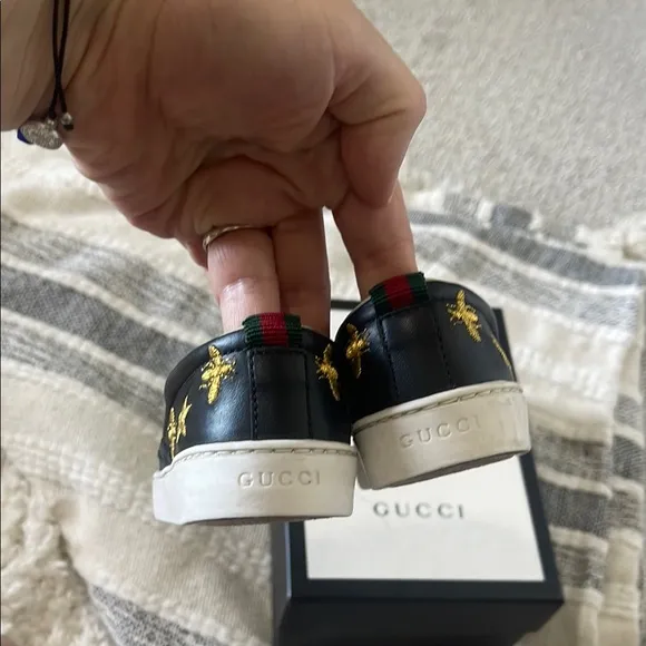 Gucci Kids Black and Gold Star Slip-On Shoes