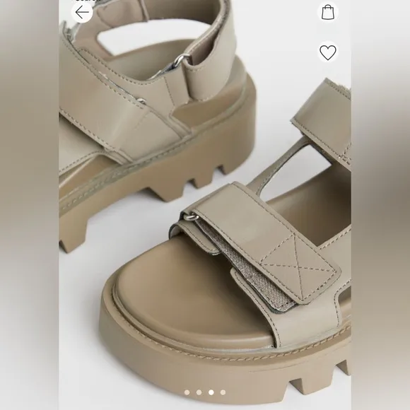 H&amp;M sage green chunky sandals. NWOT. Size US (37).