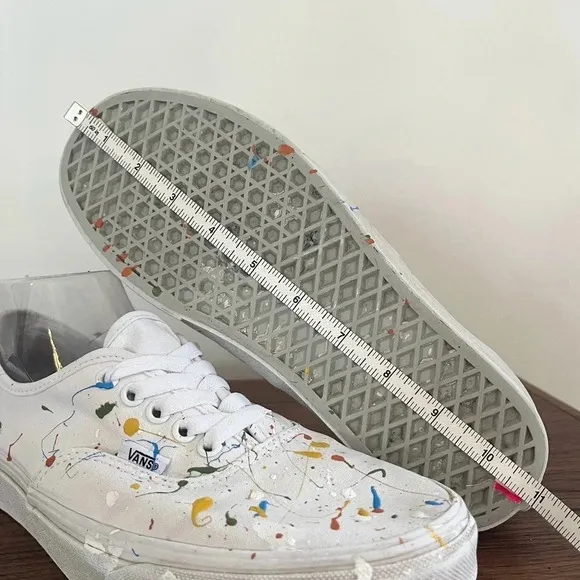 Hand Painted Vans Authentic sz M9/W10.5 Splatter Paint Artsy Streetwear Colorful