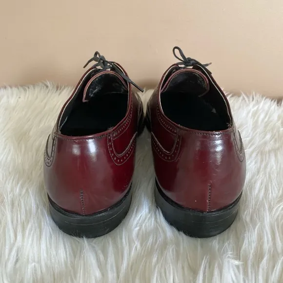 {Hanover} Vintage MasterFlex Wingtip Dress Shoes - Men's 9.5