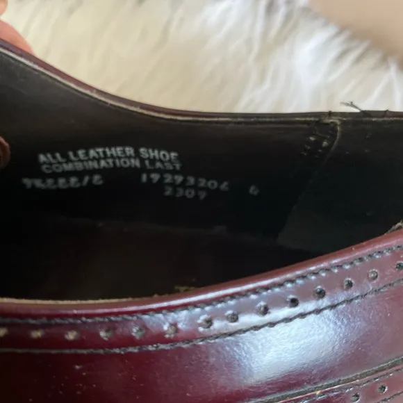 {Hanover} Vintage MasterFlex Wingtip Dress Shoes - Men's 9.5