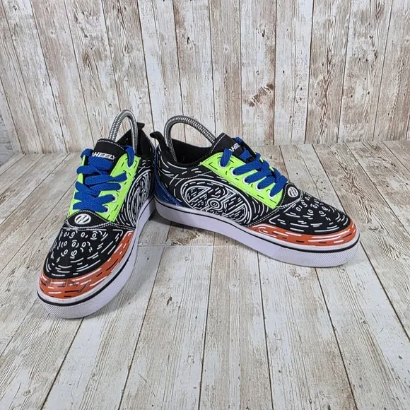 Heelys Skate Shoes Sneakers Roller Wheels Colorful Youth Size 6