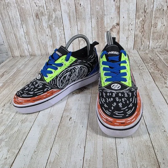 Heelys Skate Shoes Sneakers Roller Wheels Colorful Youth Size 6