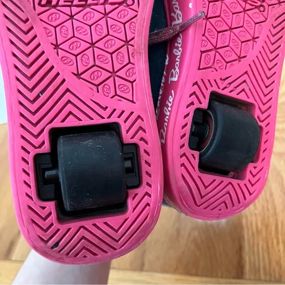 HEELYS Youth Kids Barbie Hustle High Top Wheels Skate Sneaker Shoes 3 Little kid