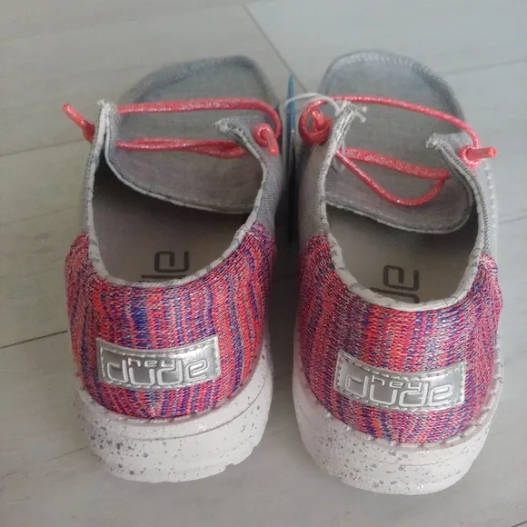 HEY DUDE NEW Wendy Youth Slip-On Shoes Funk Grey