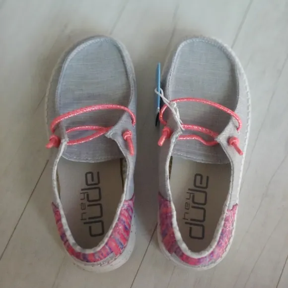 HEY DUDE NEW Wendy Youth Slip-On Shoes Funk Grey