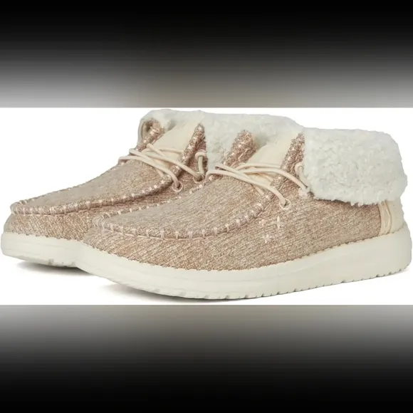 Hey Dude Youth Wendy Fold Brushed Cozy