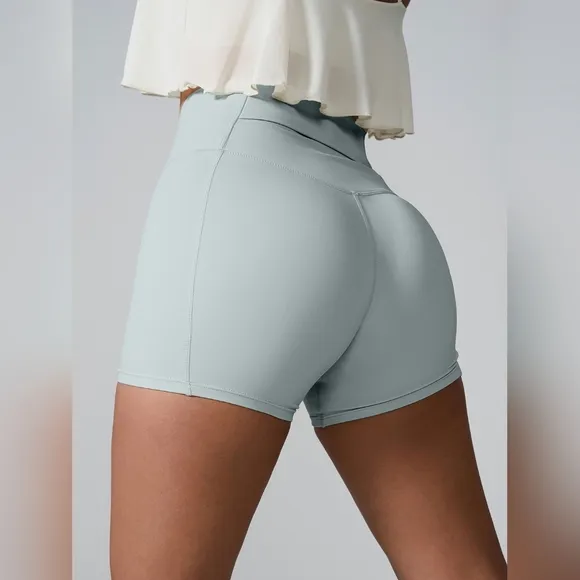 High Rise Back Pocket Athletic Shorts Wide Waistband Yoga Activewear Light Green