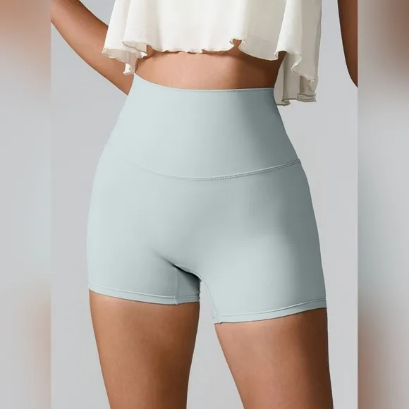 High Rise Back Pocket Athletic Shorts Wide Waistband Yoga Activewear Light Green