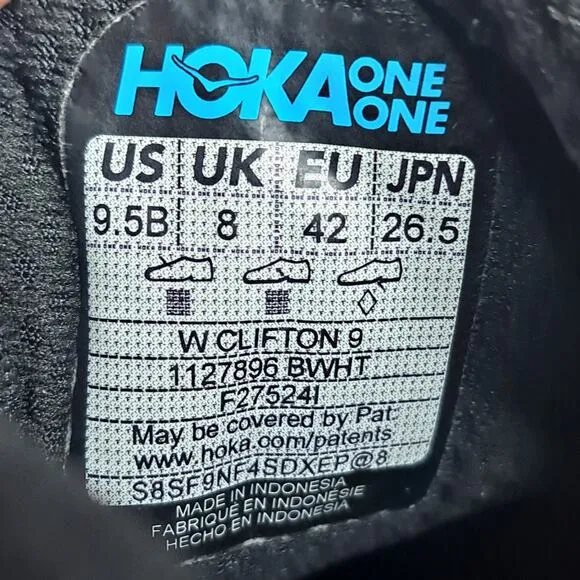 Hoka One One Clifton 9 Women's Sz 9.5 B Running Shoes Black White (VGC)