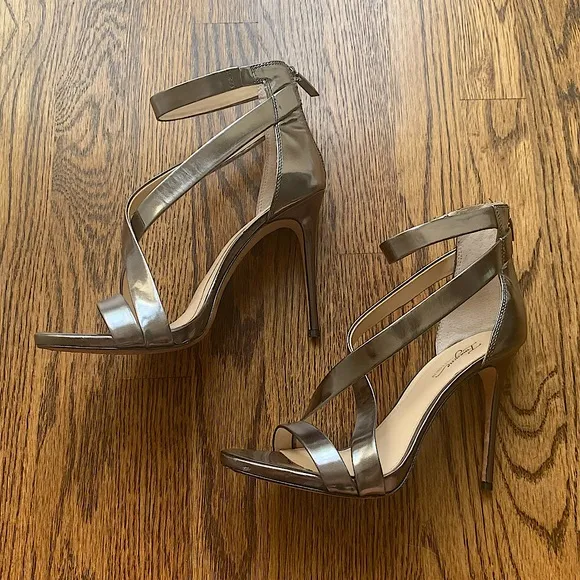 Imagine by Vince Camuto Devin sandals