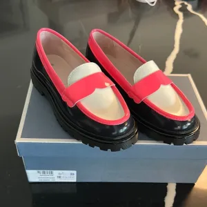 Jacadi Black and Pink Moccasins Modern Elegance