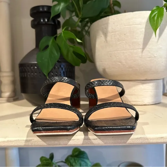 James Smith Sirenuse Strap Sandals in Black (38)