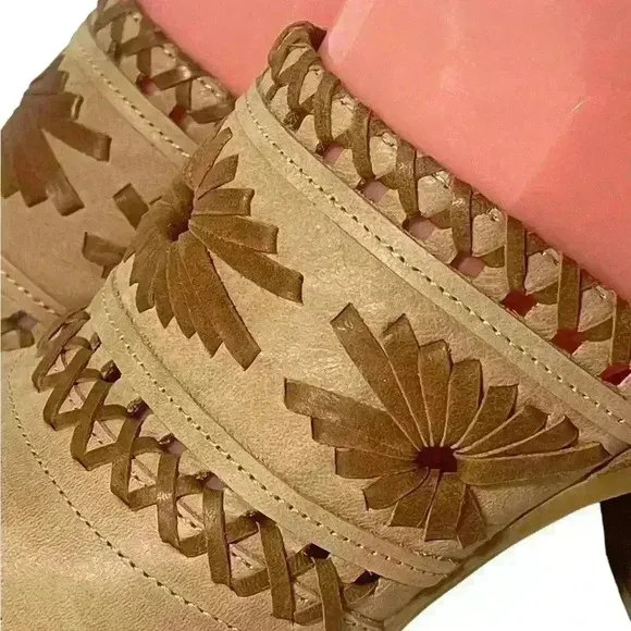 Jeffrey Campbell  Women’s Brown Honey Woven Mules Block Heel Shoes Size 8