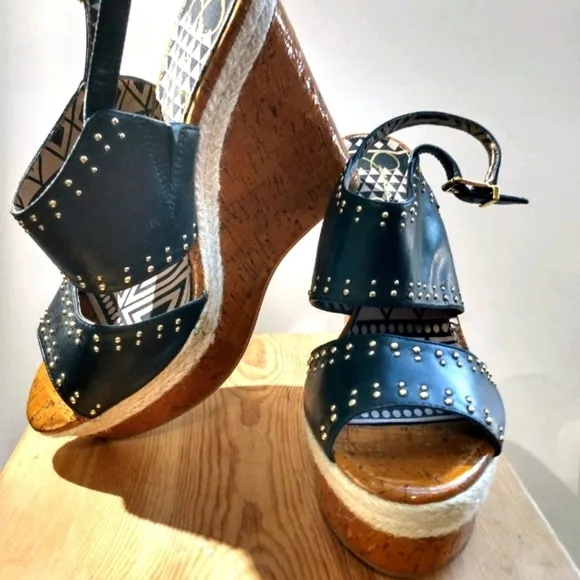 JESSICA SIMPSON Wedge Heel Sandals NWOT