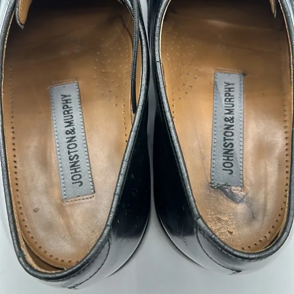 Johnston &amp; Murphy black cap toe Oxford dress shoes, size 10