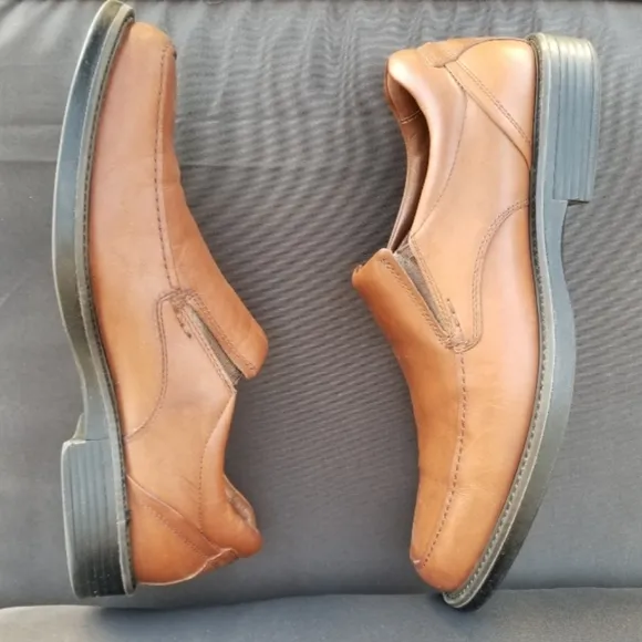 Johnston &amp; Murphy XC4 BROWN Leather Loafers (Men 10.5M) Dual Width Comfort Shoes
