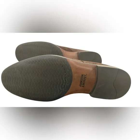 Johnston and Murphy high top suede shoes size 10M B6