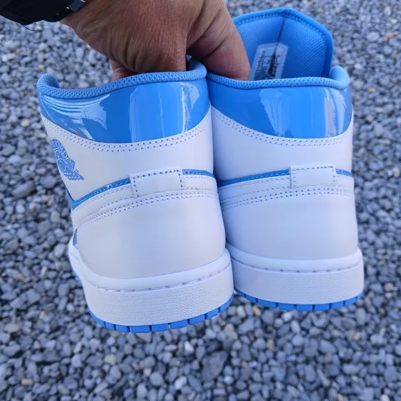 Jordan 1 Mid SE 'Legend Blue' Streetwear/Basketball Shoes Size 8.5 Men/1…