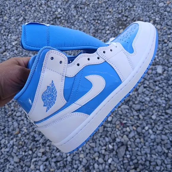 Jordan 1 Mid SE 'Legend Blue' Streetwear/Basketball Shoes Size 8.5 Men/1…
