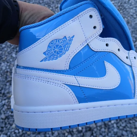 Jordan 1 Mid SE 'Legend Blue' Streetwear/Basketball Shoes Size 8.5 Men/1…