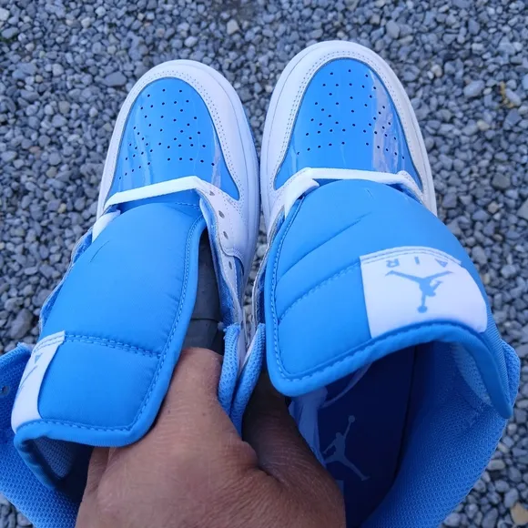 Jordan 1 Mid SE 'Legend Blue' Streetwear/Basketball Shoes Size 8.5 Men/1…
