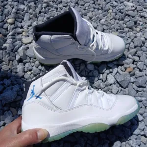 Jordan 11 Retro 'Legend Blue' 2014 Streetwear/Basketball Shoes  5.5 Youth/7 Wom