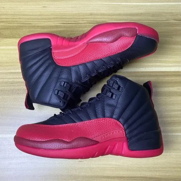 Jordan 12 Retro Flu Game  Black Red Sneakers Men’s Pre-owned Size 11