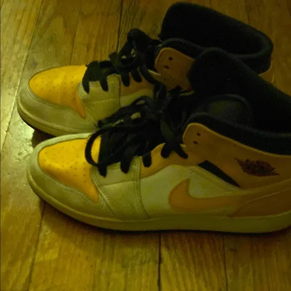 Jordan Black and Orange Sneakers High-Top Style