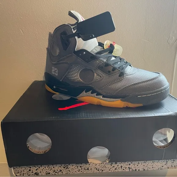 Jordan Kids Shoes - Gray and Black