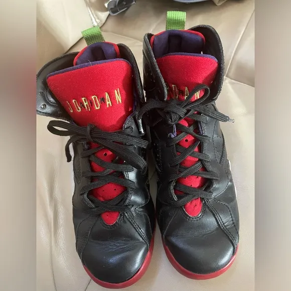 Jordan Retro 7 Marvin the Martian Sneakers, Big Boys (Kids) Size 3.5Y