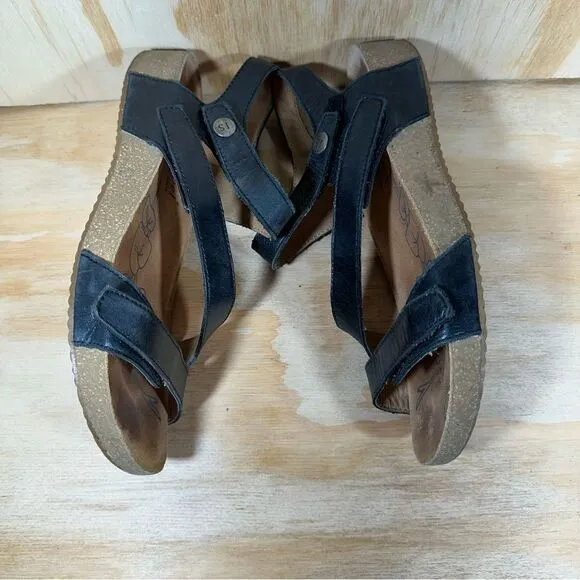 Josef Seibel Tonga 25 Black Leather Sandals Women’s Size 8