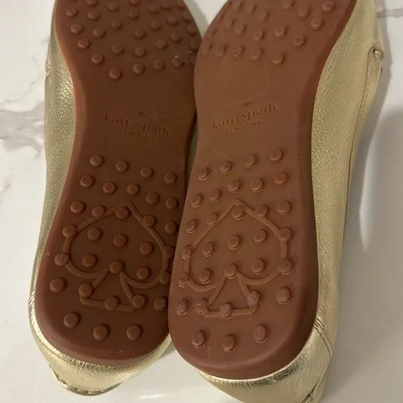 Kate Spade New York Carson Moccasins Loafer Gold Metallic Leather Slip on 9.5