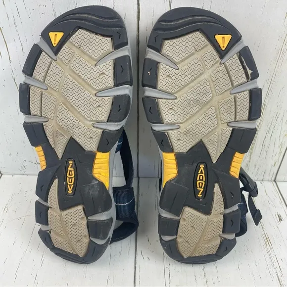 Keen Men’s Anatomical Footbed Sandals