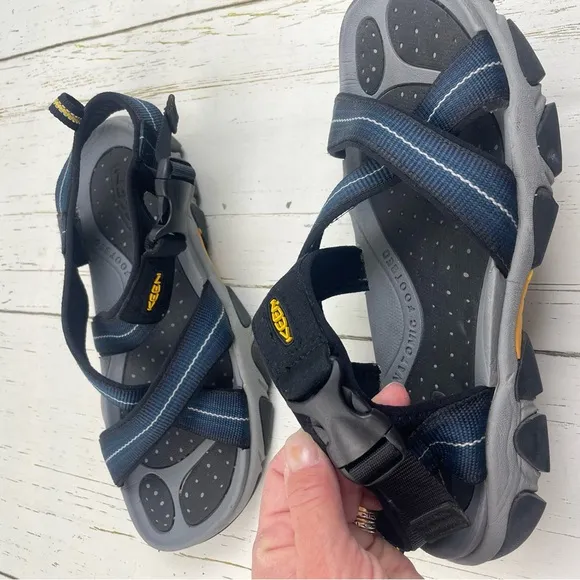 Keen Men’s Anatomical Footbed Sandals