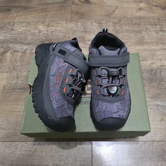 KEEN Targhee sports sandals toddler boys size 8