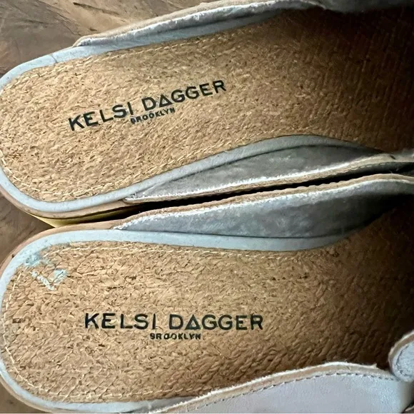Kelsi Dagger Brooklyn Window Dove Mule Clogs. Size 8.