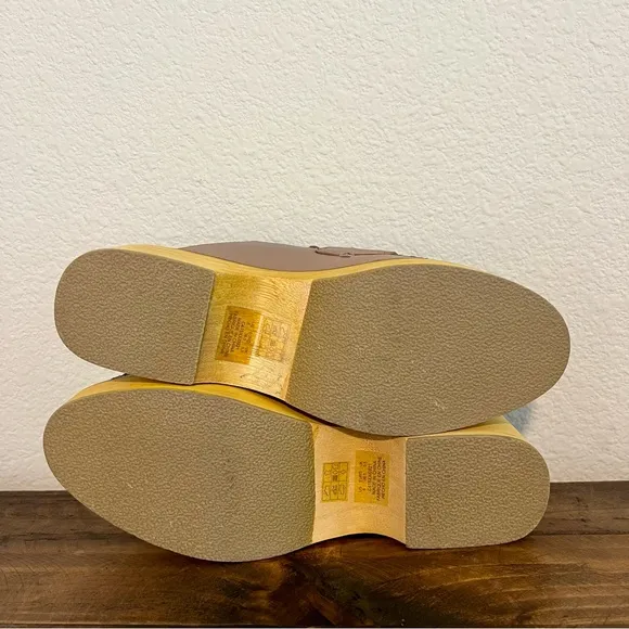 Kelsi Dagger Brooklyn Window Dove Mule Clogs. Size 8.