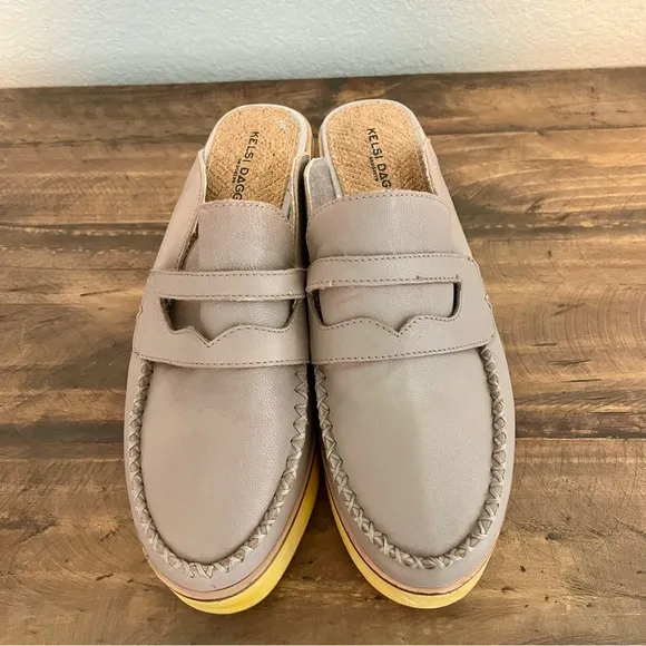 Kelsi Dagger Brooklyn Window Dove Mule Clogs. Size 8.