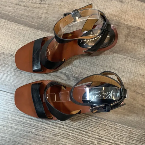 Kenneth Cole heeled sandals size 8 1/2