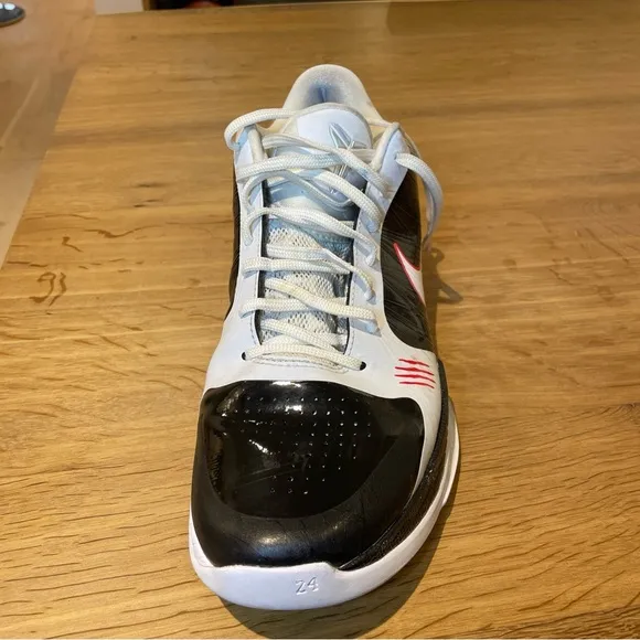 Kobe 5 Bruce Lee Size 12 Gently Worn