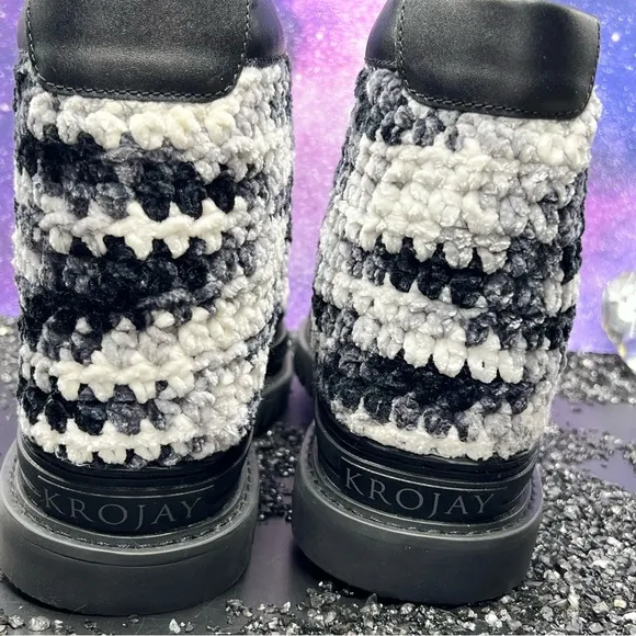 Krojay Onyx Crochet Men’s Boots