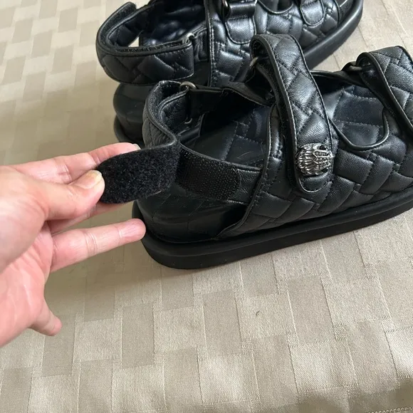 Kurt Geiger Orson Quilted Velcro Strap Sandals