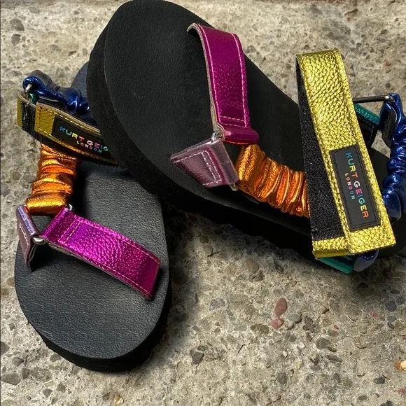 Kurt Geiger Pink Gold Sandals Vibrant Adventure Style