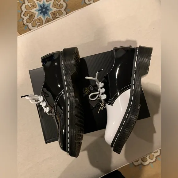 LAST PRICE - NEW Docs Air Wair Tokyo 1461 BLACK WHITE BOHO GOTH RETRO RARE