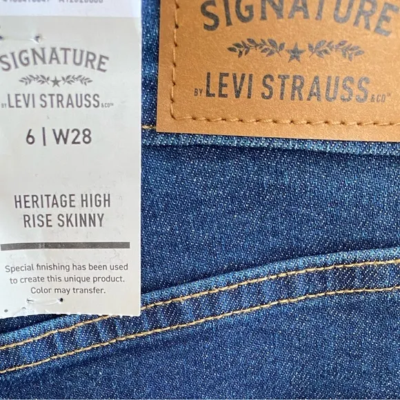 Levi’s Sexy Fit Skinny Stretch Jeans Distressed Ripped Knee Signature High Rise
