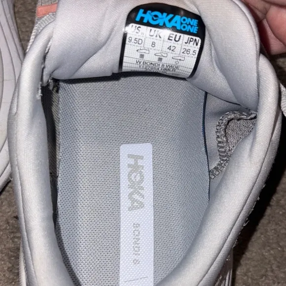 Like NEW! Hoka Bondi 8- Size 9.5 Wide.Gray Athletic Sneakers