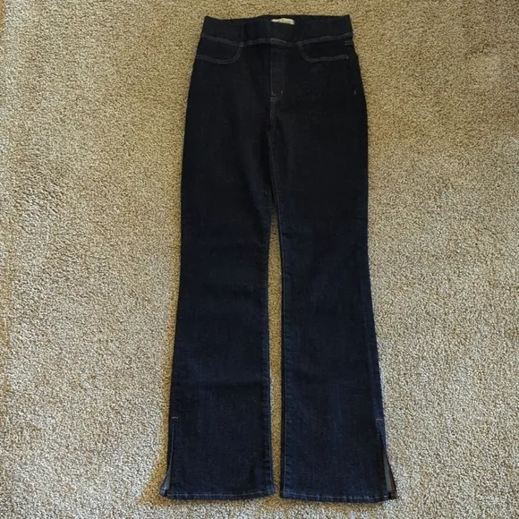 LIKE NEW Madewell Pull-On Skinny Flare Jeans in Havenley Wash Size 27